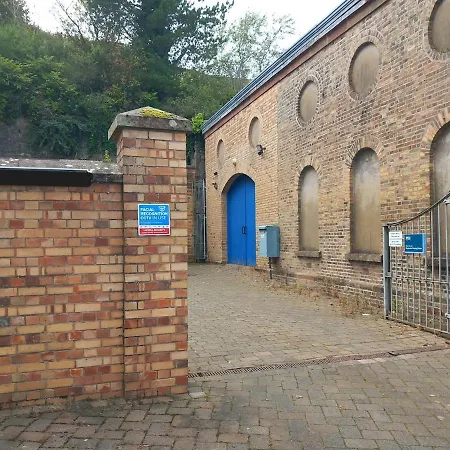 Bardywell Penthouse - 2 Bedrooms - Sleeps 4 * Whitehaven