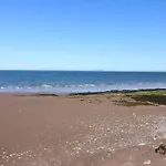 Bardywell Penthouse - 2 Bedrooms - Sleeps 4 *