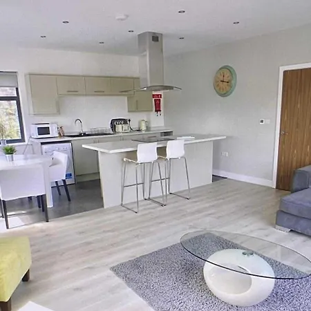 Bardywell Penthouse - 2 Bedrooms - Sleeps 4 Appartamento