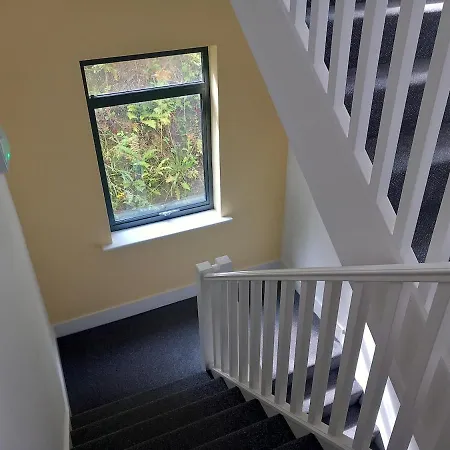 Bardywell Penthouse - 2 Bedrooms - Sleeps 4 Daire